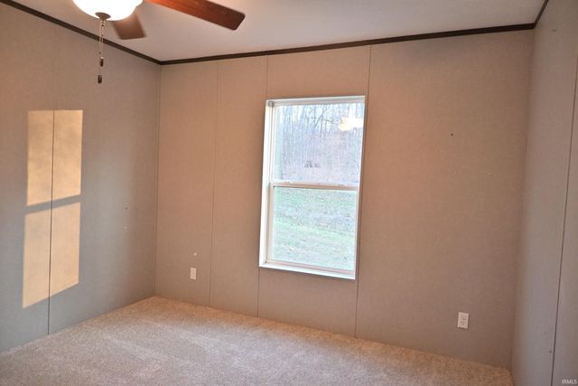 2031 E 550 S Road, Huntingburg, IN 47542