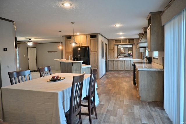 2031 E 550 S Road, Huntingburg, IN 47542