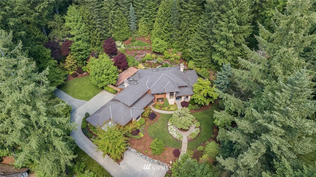 Image 1 of property listing at 22836 NE 54th Street, Redmond, WA 98053