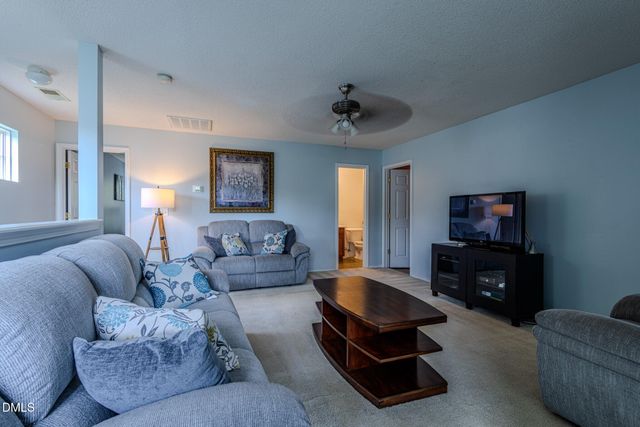 9 Bellmore Court, Durham, NC 27703