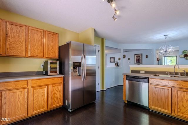 9 Bellmore Court, Durham, NC 27703