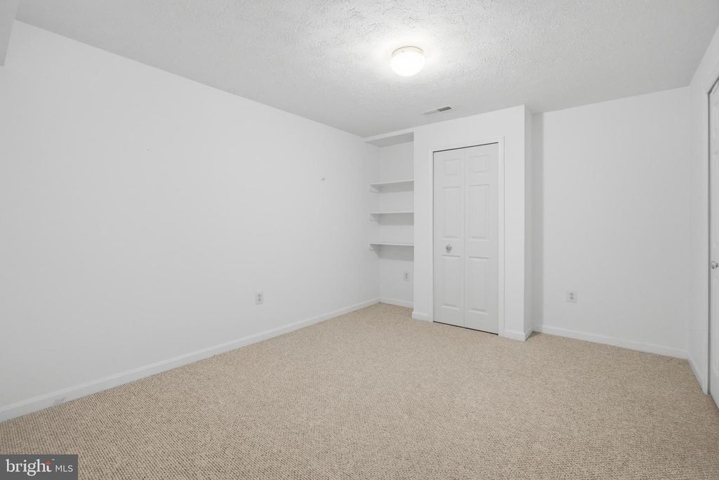 Image 41 of property listing at 10734 WILLOW OAKS DR, Bowie, MD 20721