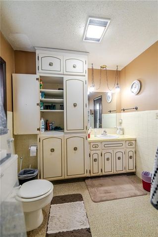 212 N 9th Street, Atchison, KS 66002