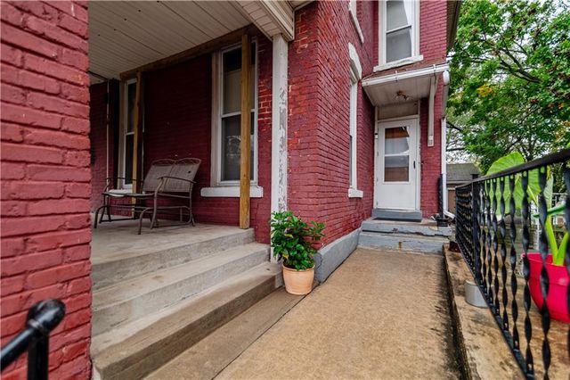 212 N 9th Street, Atchison, KS 66002