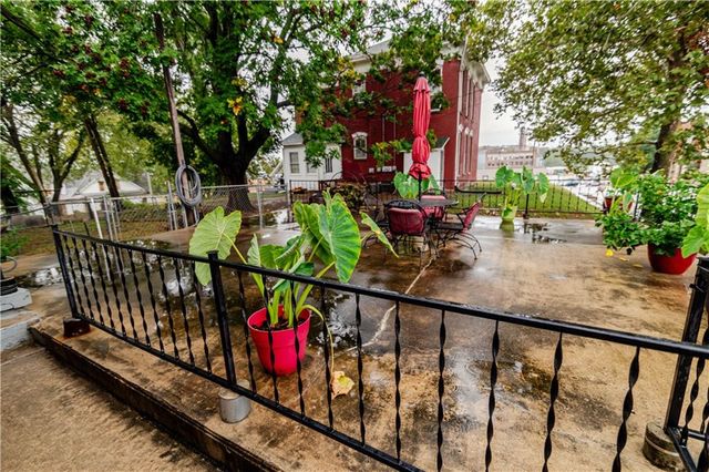 212 N 9th Street, Atchison, KS 66002