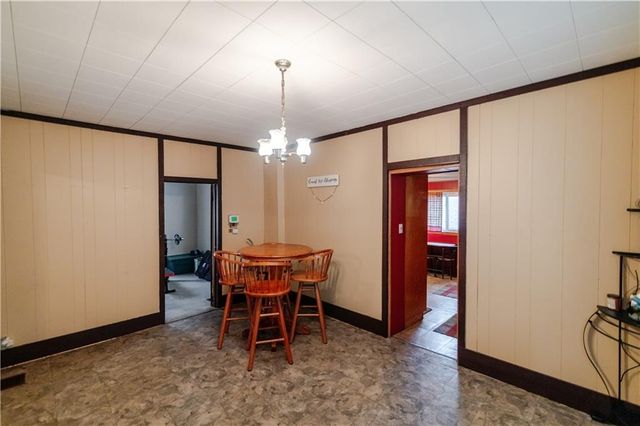 212 N 9th Street, Atchison, KS 66002