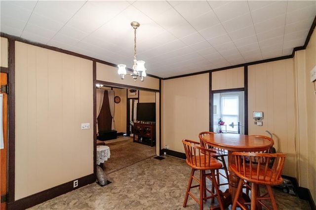 212 N 9th Street, Atchison, KS 66002