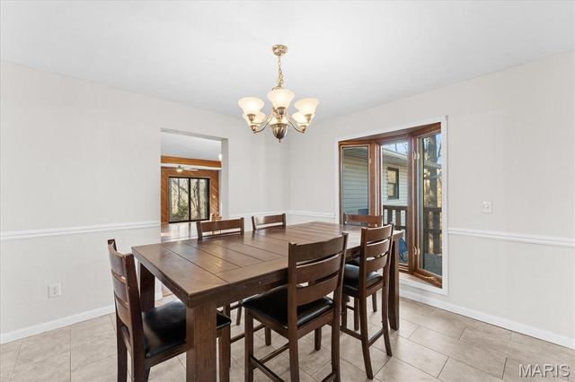 7725 Forest Hills Lane, Waterloo, IL 62298