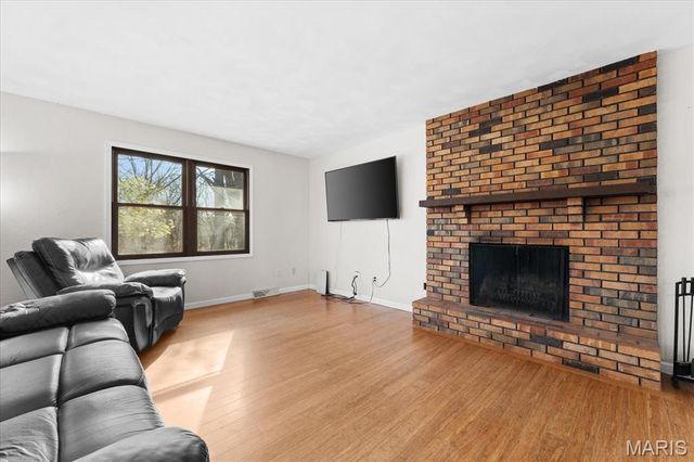 7725 Forest Hills Lane, Waterloo, IL 62298