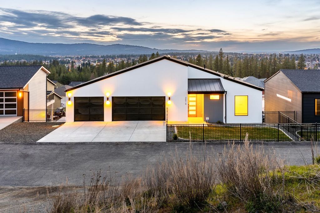 2616 S Galway Ln, Spokane Valley, WA 99037