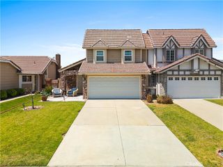8471 E Donnybrook Cir, Anaheim Hills, CA 92808