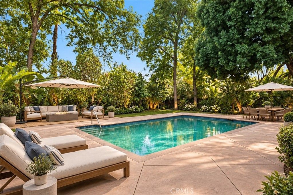 6058 Jumilla, Woodland Hills, CA 91367 — exterior