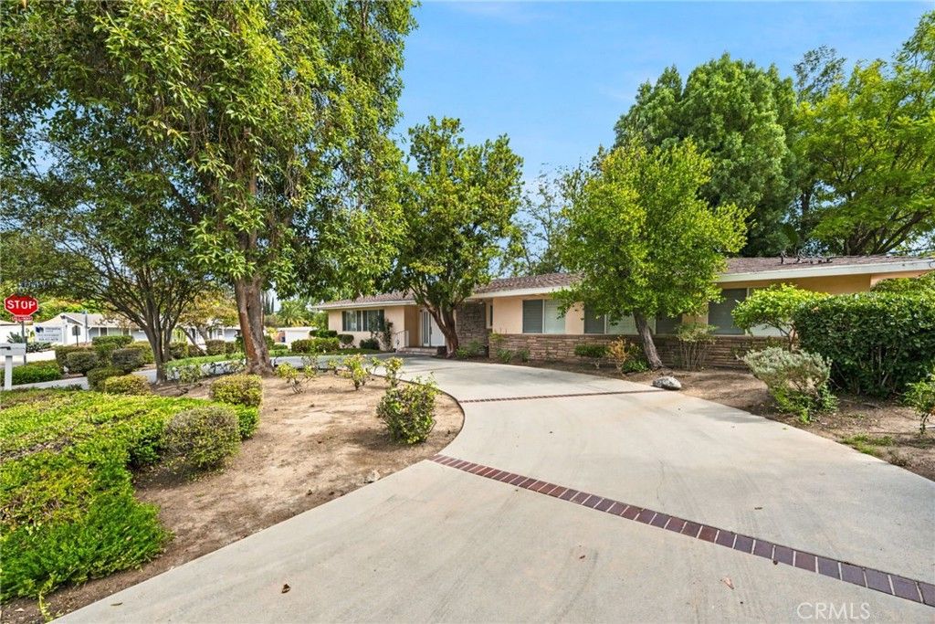 6058 Jumilla, Woodland Hills, CA 91367 — photo 3