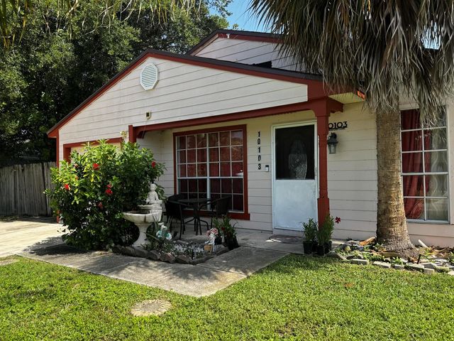 10103 PINAFORE Lane, Royal Palm Beach, FL 33411