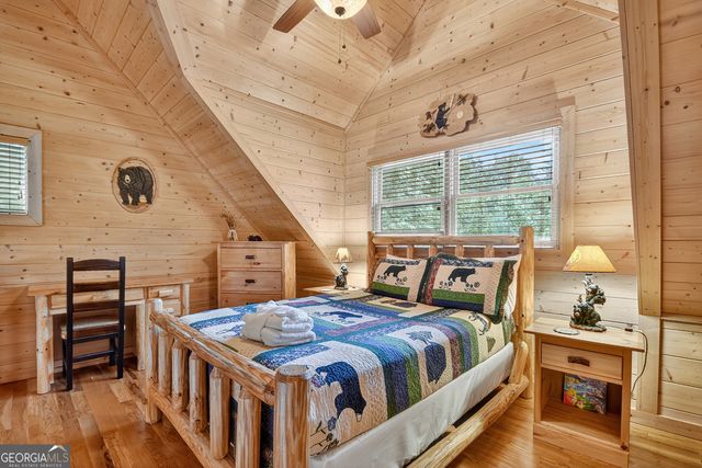 365 Trails End Summit, Ellijay, GA 30540