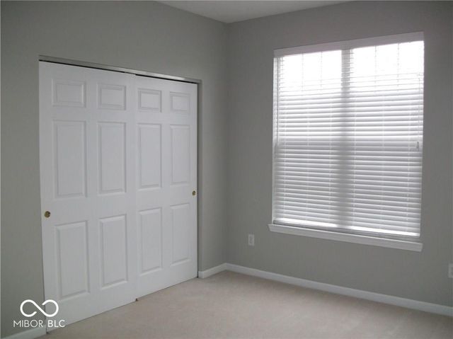 2215 Colfax Lane, Indianapolis, IN 46260