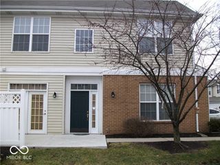 2215 Colfax Lane, Indianapolis, IN 46260