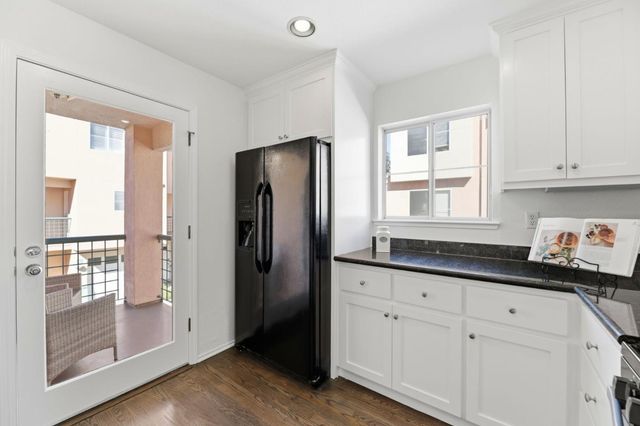 992 Alpine Terrace 6, Sunnyvale, CA 94086