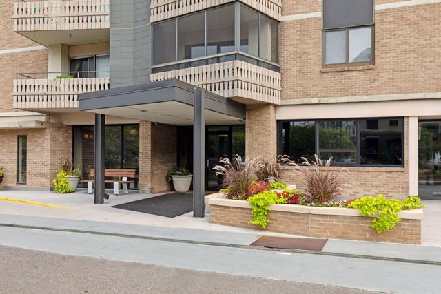 400 Groveland Avenue 1714, Minneapolis, MN 55403