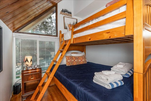 52966 Chapparal Drive, Oakhurst, CA 93644