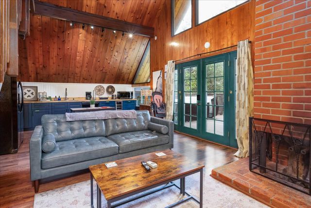52966 Chapparal Drive, Oakhurst, CA 93644
