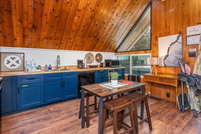 52966 Chapparal Drive, Oakhurst, CA 93644