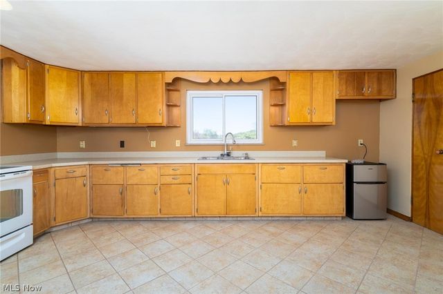 162 Locust Lane, Follansbee, WV 26037