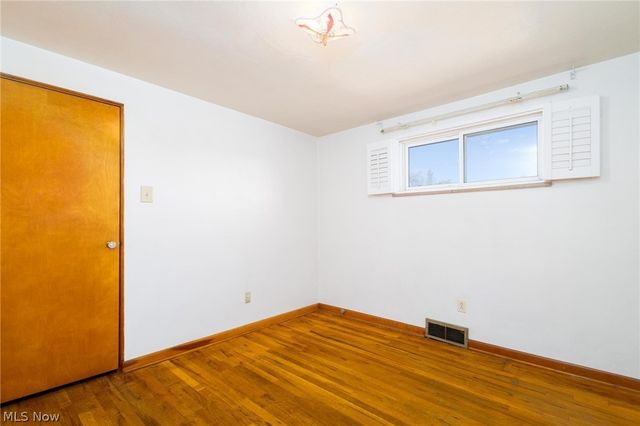 162 Locust Lane, Follansbee, WV 26037