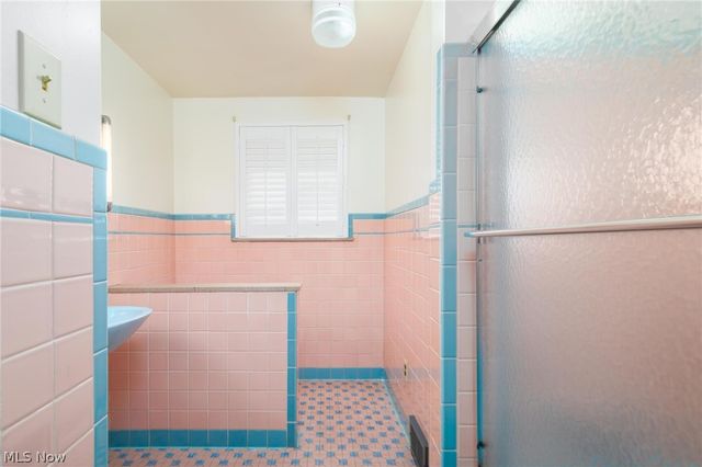 162 Locust Lane, Follansbee, WV 26037