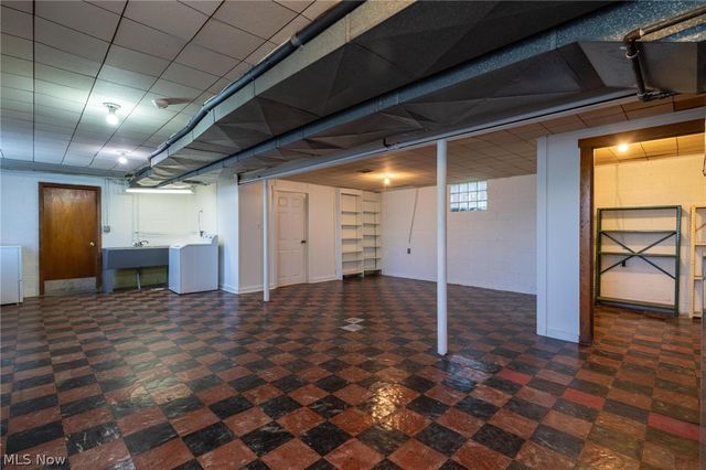 162 Locust Lane, Follansbee, WV 26037