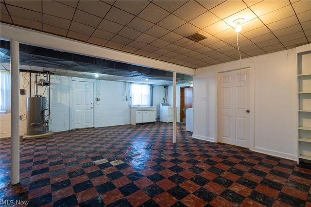 162 Locust Lane, Follansbee, WV 26037