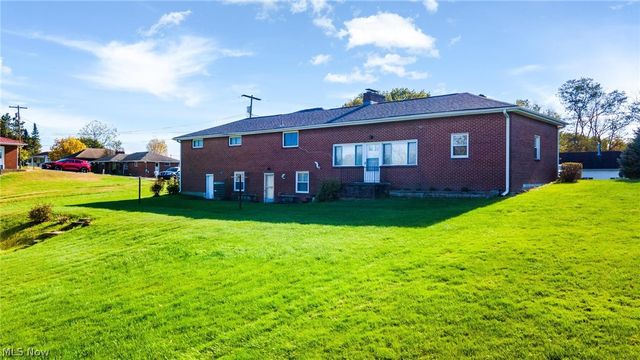 162 Locust Lane, Follansbee, WV 26037