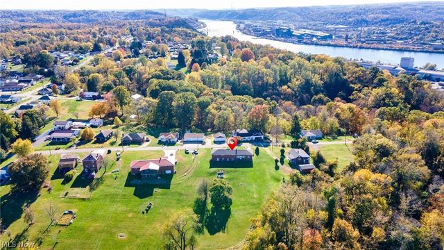 162 Locust Lane, Follansbee, WV 26037