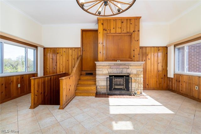 162 Locust Lane, Follansbee, WV 26037
