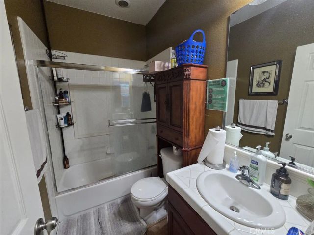 16005 Regency Ranch, Riverside, CA 92504