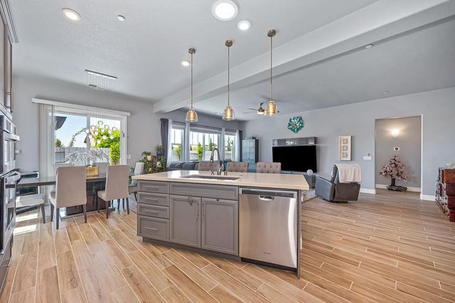 2118 Fawndale Ln, Lincoln, CA 95648