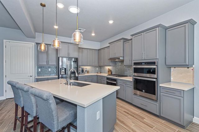 2118 Fawndale Ln, Lincoln, CA 95648
