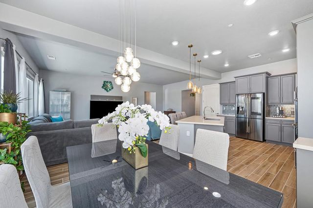 2118 Fawndale Ln, Lincoln, CA 95648
