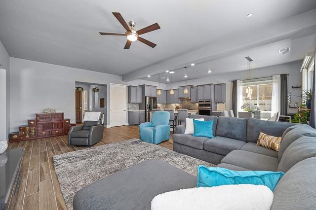 2118 Fawndale Ln, Lincoln, CA 95648