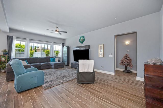 2118 Fawndale Ln, Lincoln, CA 95648