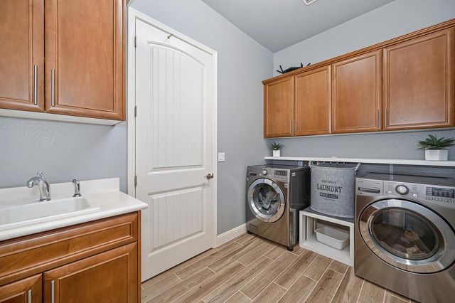 2118 Fawndale Ln, Lincoln, CA 95648