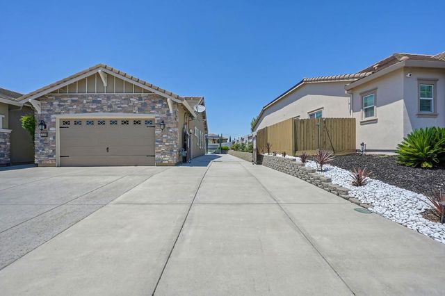 2118 Fawndale Ln, Lincoln, CA 95648