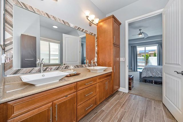 2118 Fawndale Ln, Lincoln, CA 95648