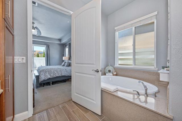 2118 Fawndale Ln, Lincoln, CA 95648