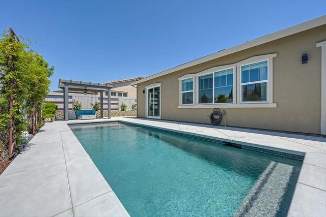 2118 Fawndale Ln, Lincoln, CA 95648