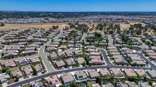 2118 Fawndale Ln, Lincoln, CA 95648