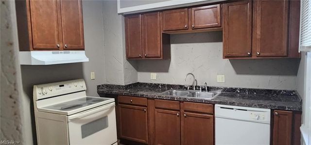 244 Arch Street, Akron, OH 44304