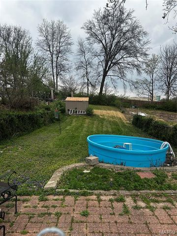 8823 Madge Avenue, Brentwood, MO 63144