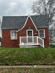 8823 Madge Avenue, Brentwood, MO 63144