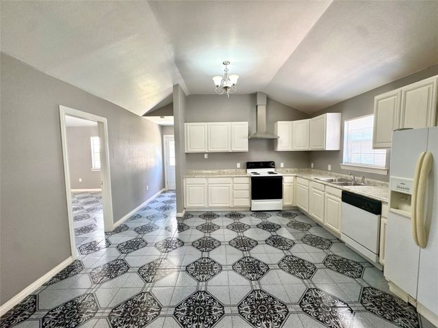 1705 Oak Lea Drive, Irving, TX 75061